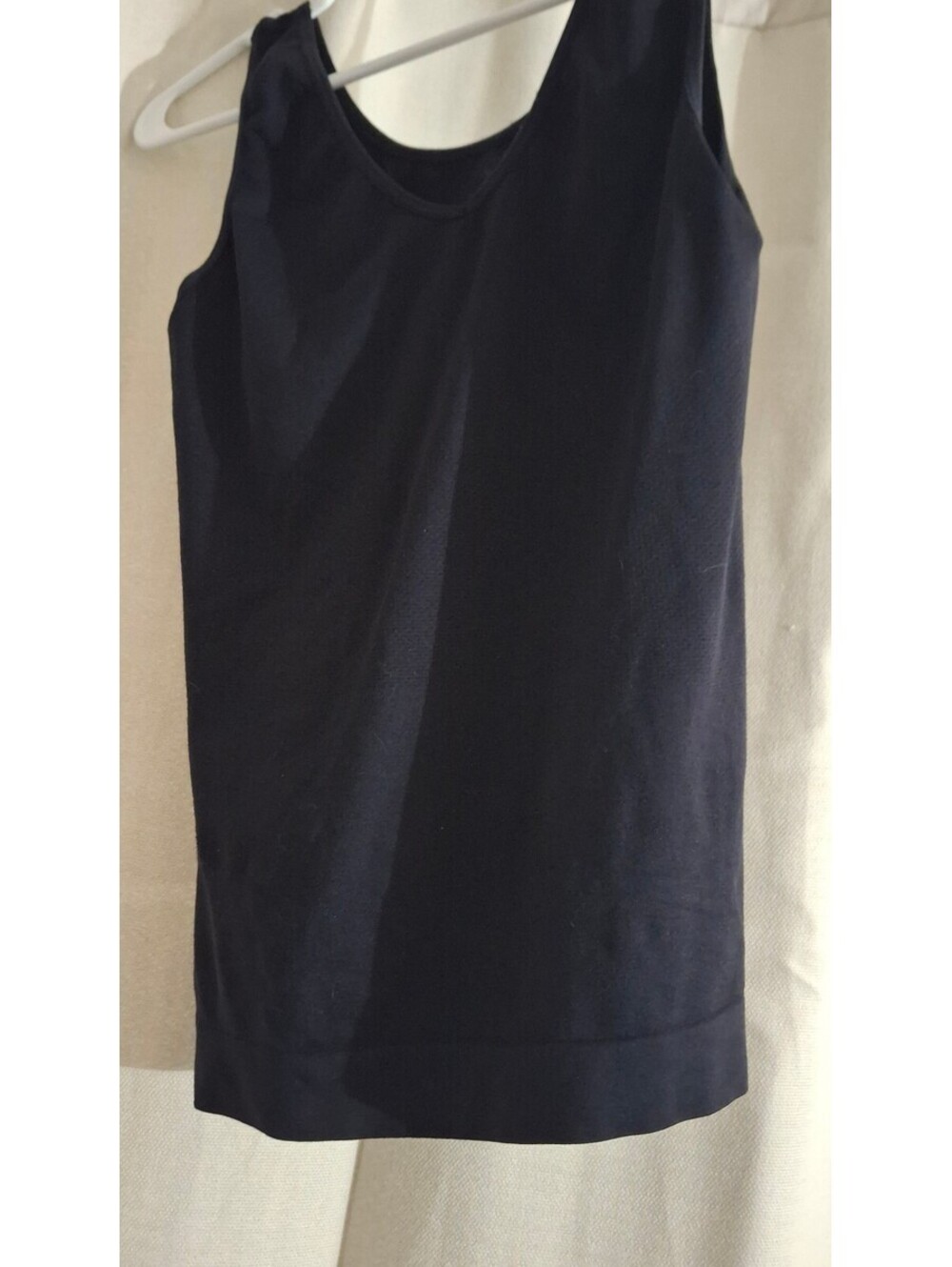 Vanity Fair Seamless Smoothing Shapewear Tank Top Black Medium